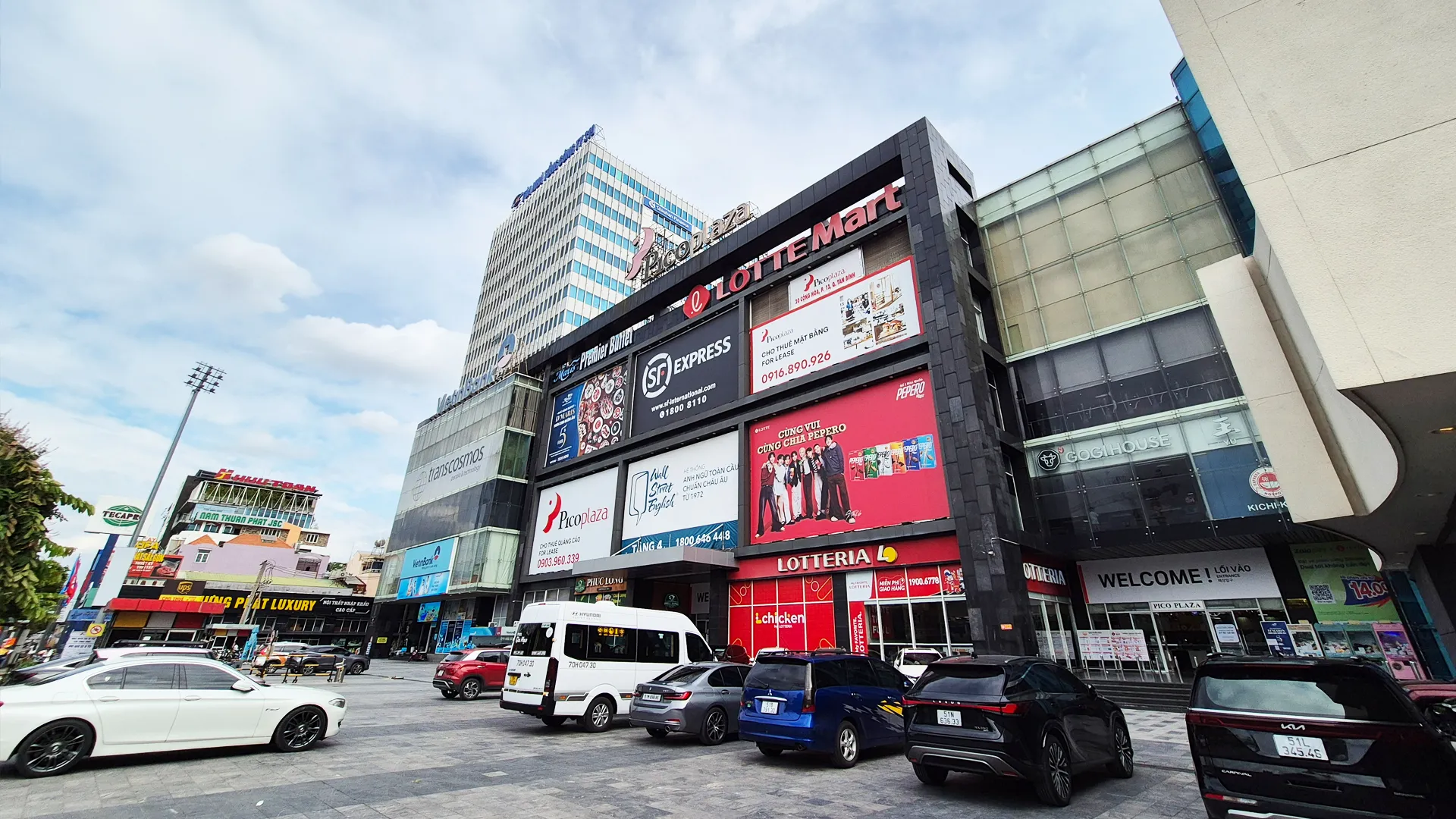 Pico Saigon Banner